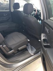 2021 Chevrolet Traverse AWD LT Cloth - Interior Rear Seat Image